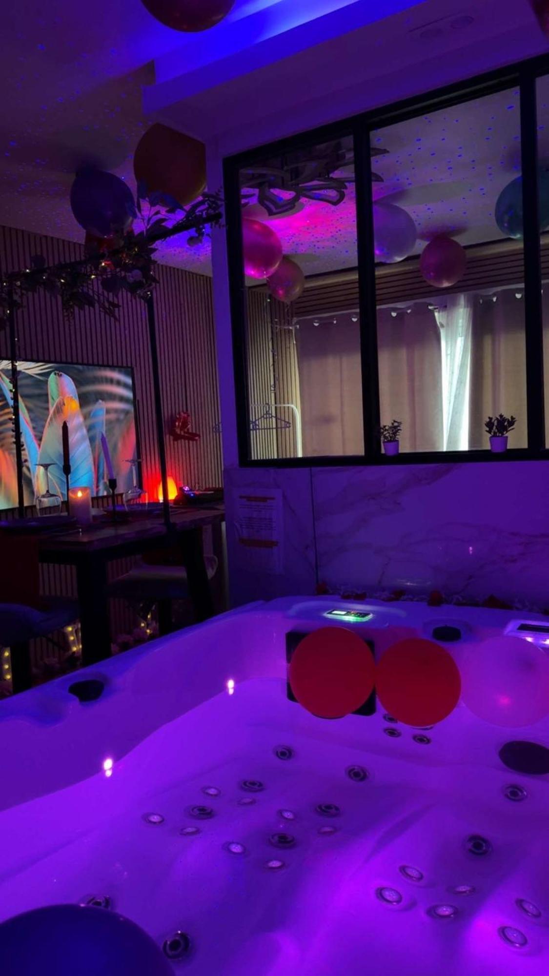 Love Room Nantais Nantes Bagian luar foto