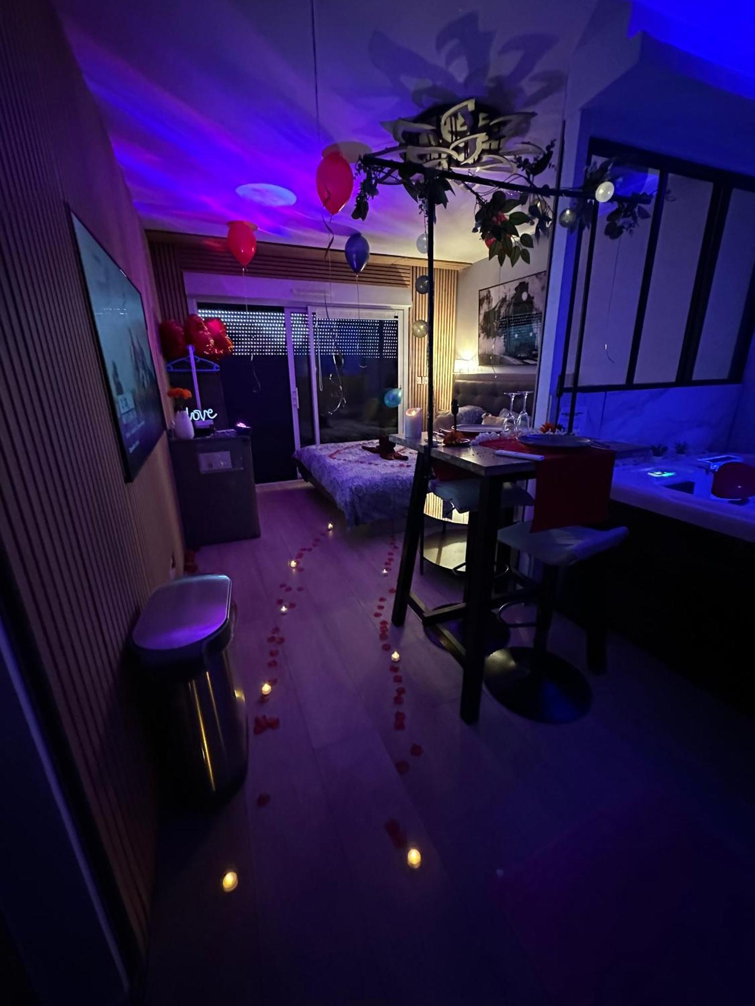 Love Room Nantais Nantes Bagian luar foto