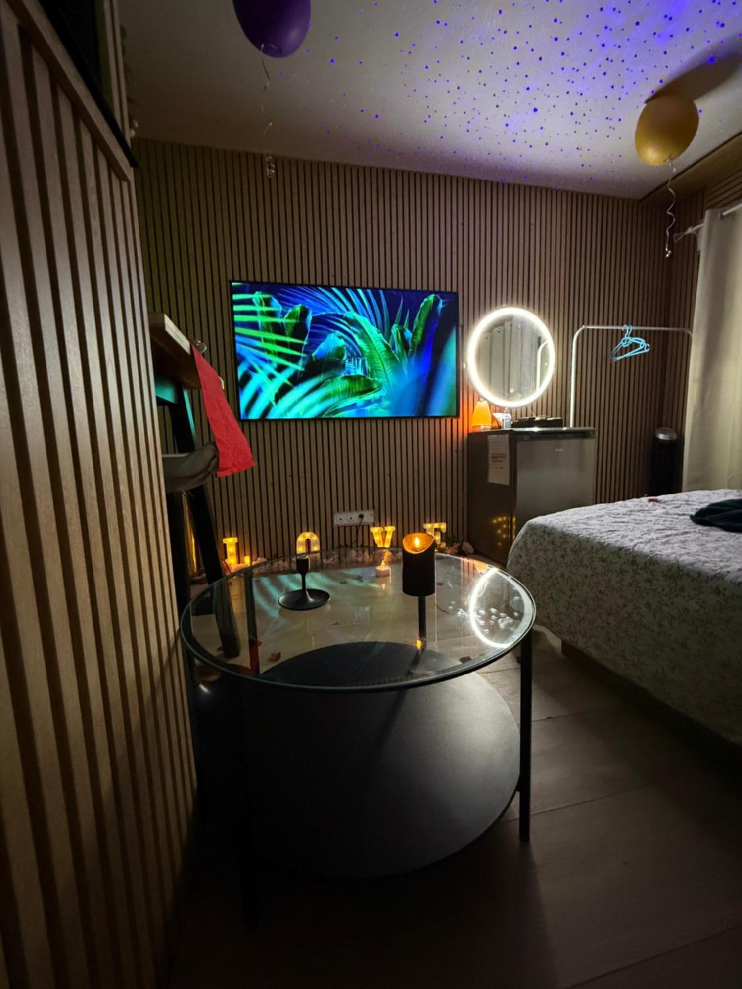Love Room Nantais Nantes Bagian luar foto