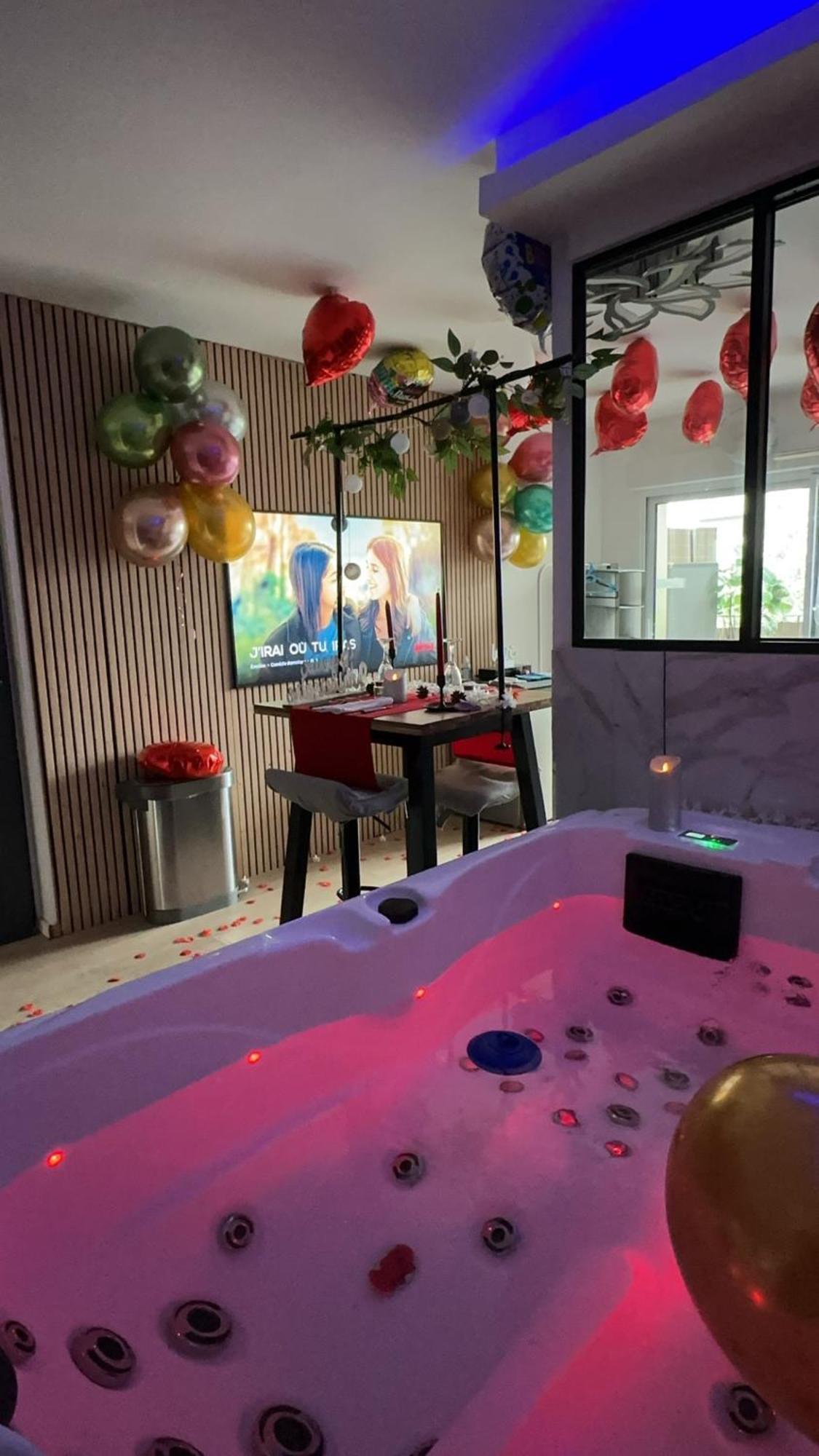 Love Room Nantais Nantes Bagian luar foto