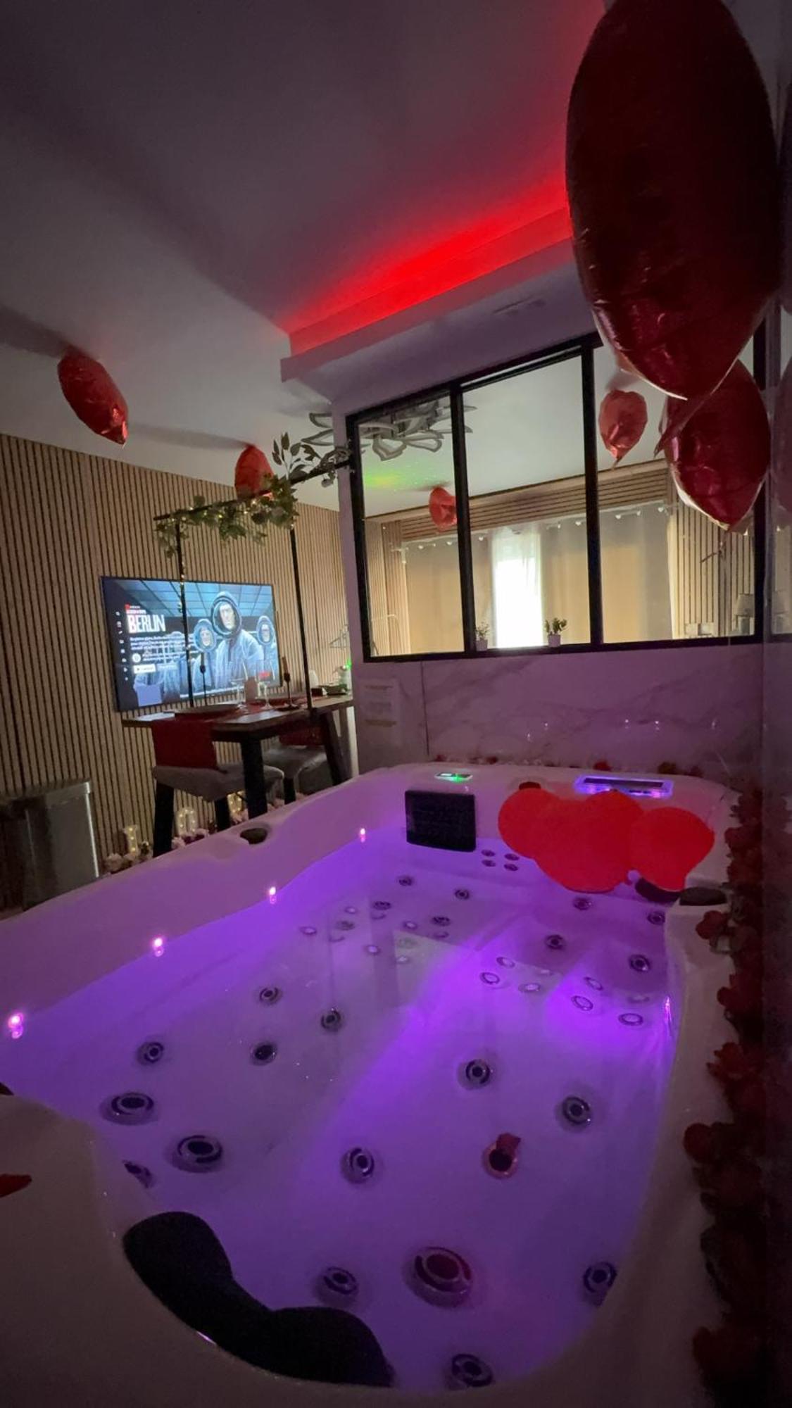 Love Room Nantais Nantes Bagian luar foto